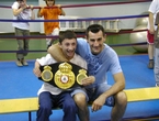 Nikša Jadrić, sa pojasom svjetskog velikana po WBA verziji vs. Stipe Drviš. Za ovog momka tek će svijet čuti!  - Boksački klub Sveti Duje Split